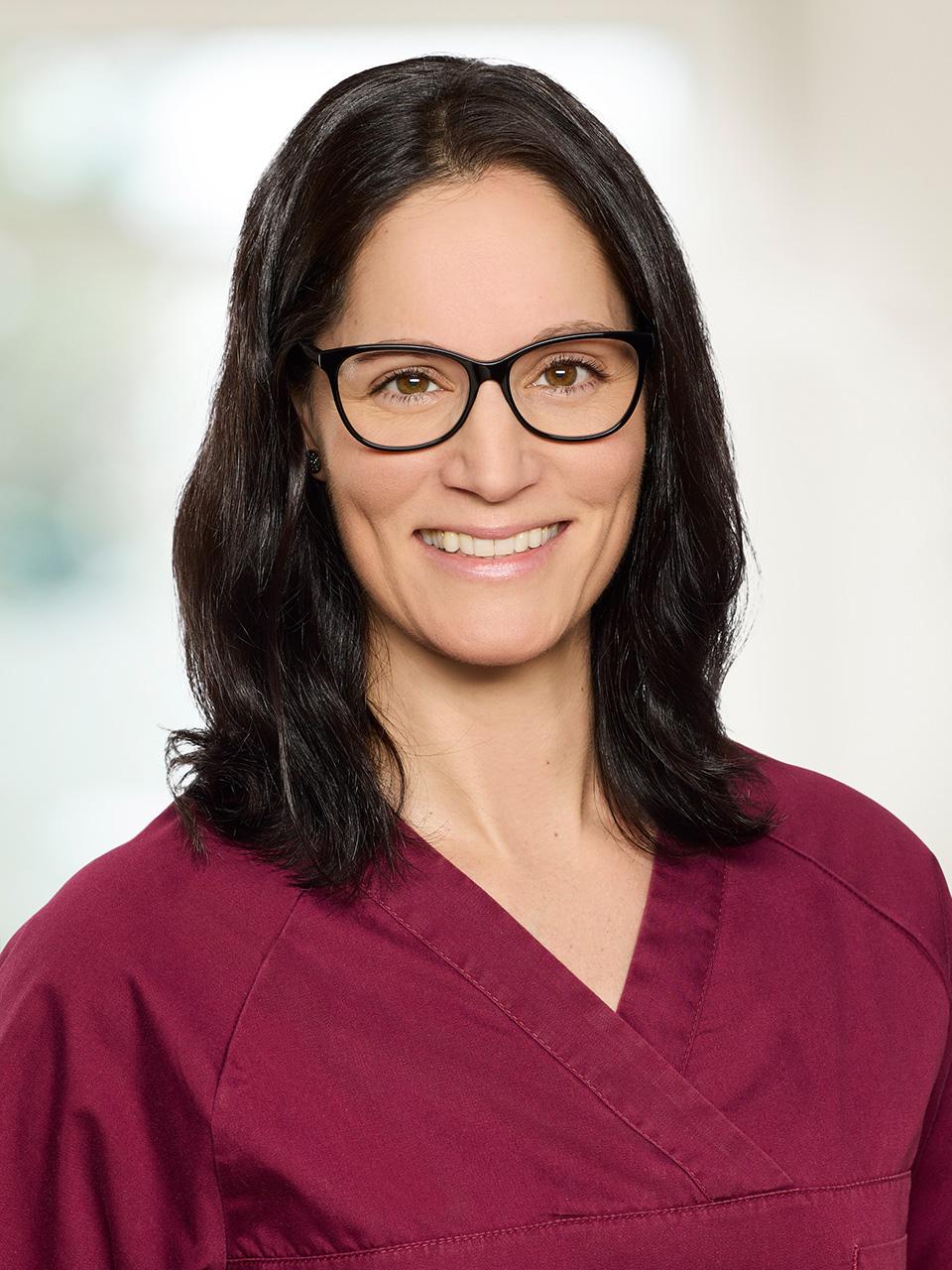 Zahnarztpraxis und Team – Dr. Verena Gaster